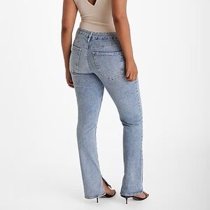 Mid Rise Light Wash FlexX Skyscraper Jeans, L